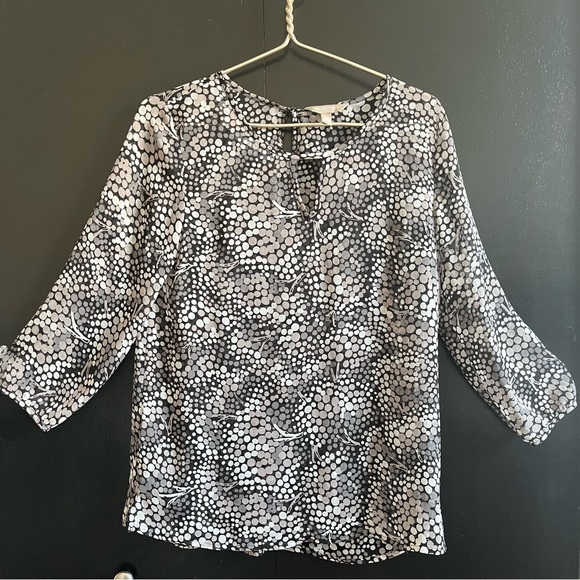 Womens Banana Republic sheer blouse dot pattern black - Picture 2 of 5